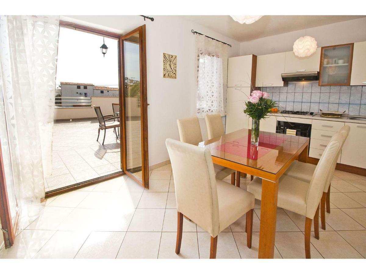 פודסטראנה Apartment Josip מראה חיצוני תמונה